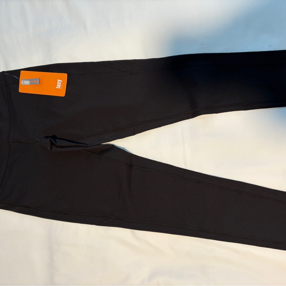 Lucy NWT Perfect Core Legging size M SHORT